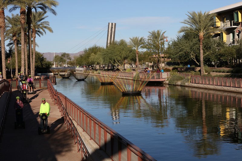 WEBBlooms_Bruce_Munro_2015_Scottsdale_Public_Art_Photographer_Mark_Pickthall_HighRes_0X0A3948
